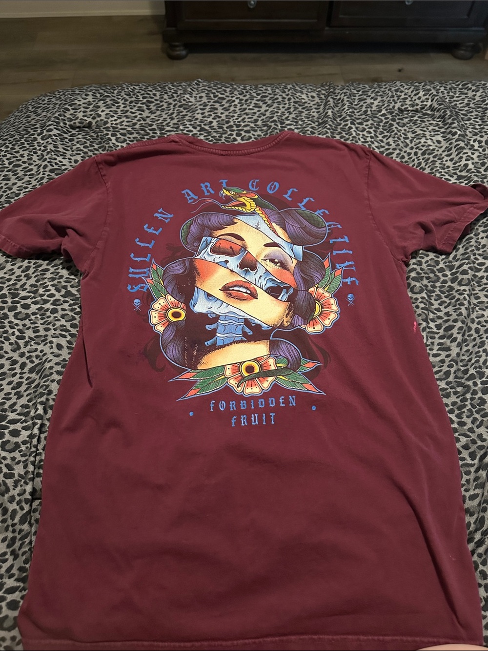 Men's Maroon Graphic Tee - Forbidden Fruit